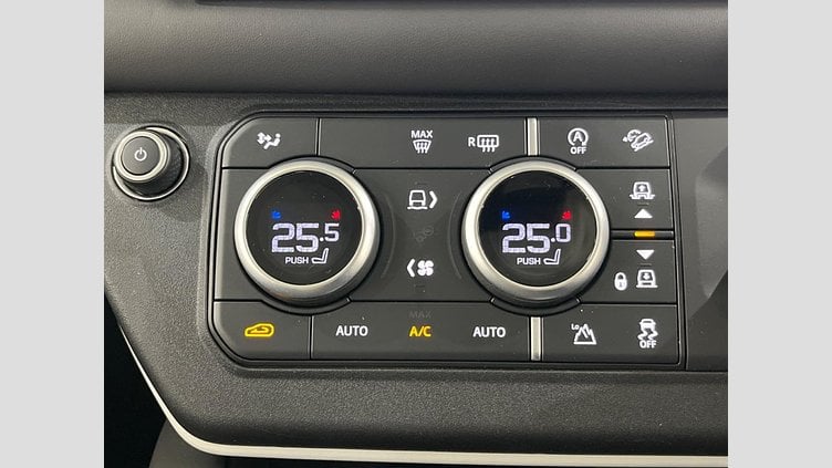 2022 認定中古車 Land Rover Defender 110 Santorini Black 4WD S　D300