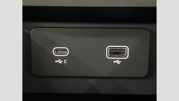 2022 認定中古車 Land Rover Defender 110 Santorini Black 4WD S　D300