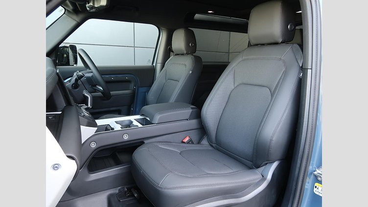 2024 認定中古車 Land Rover Defender 90 Tasman Blue D350 ９０Ｘ－ダイナミックＨＳＥ