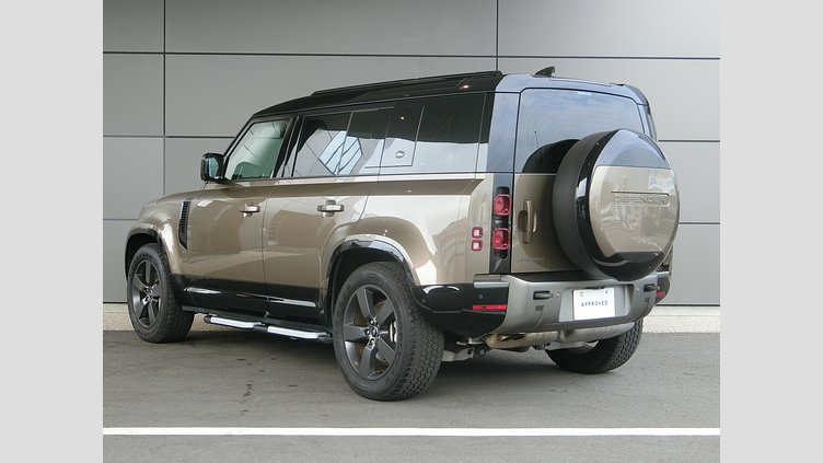 2023 認定中古車 Land Rover Defender 110 Gondwana Stone D300 ツインターボエンジン X-DYNAMIC HSE