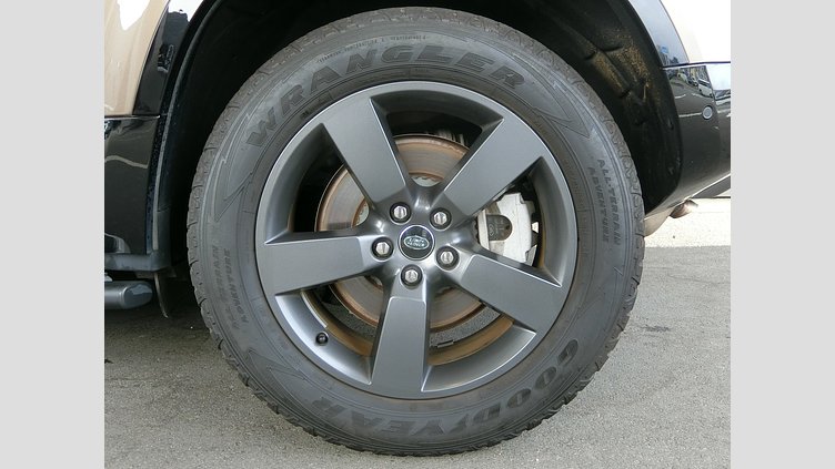 2023 認定中古車 Land Rover Defender 110 Gondwana Stone D300 ツインターボエンジン X-DYNAMIC HSE