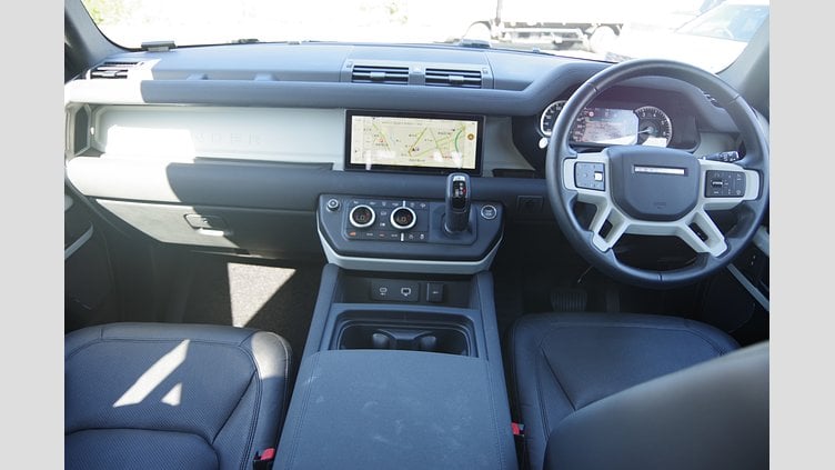 2023 認定中古車 Land Rover Defender 90 Pangea green AWD 2.0P SE 300PS