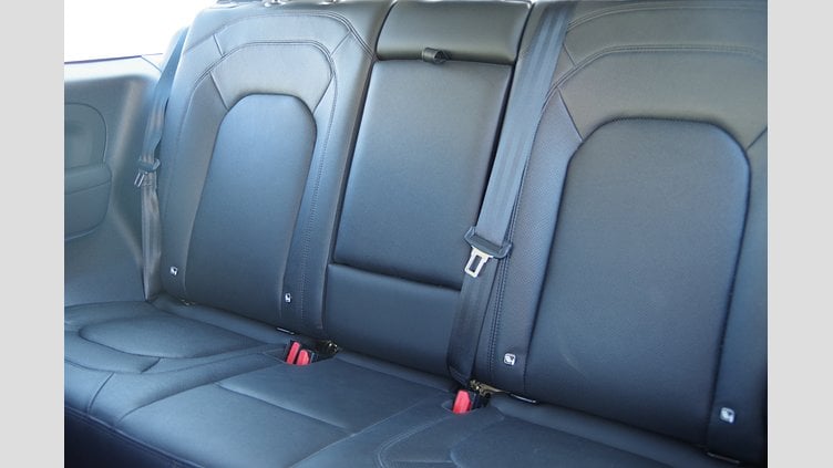 2023 認定中古車 Land Rover Defender 90 Pangea green AWD 2.0P SE 300PS