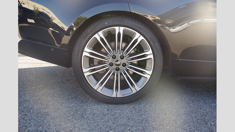 2025 認定中古車 Land Rover Range Rover Santorini Black AWD 4.4 V8 LWD HSE 530PS