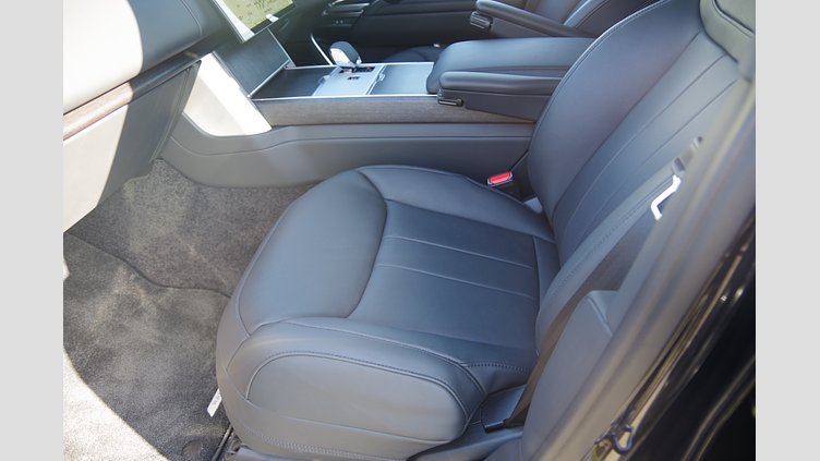 2025 認定中古車 Land Rover Range Rover Santorini Black AWD 4.4 V8 LWD HSE 530PS