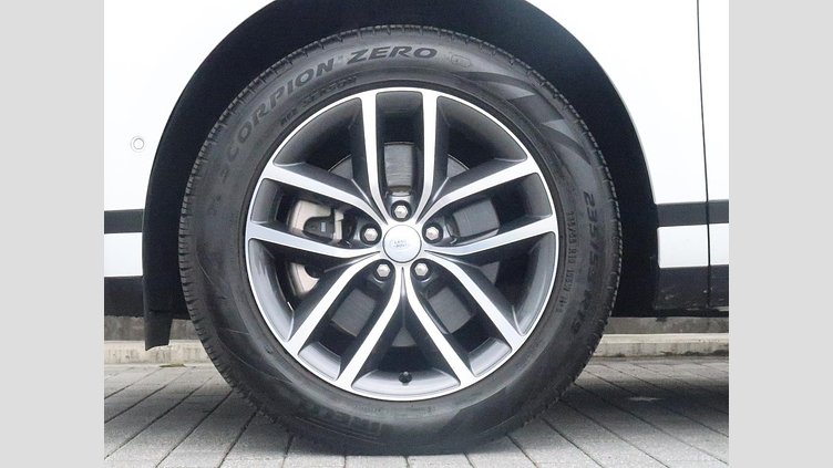 2024 認定中古車 Land Rover Range Rover Evoque Fuji White P200 S