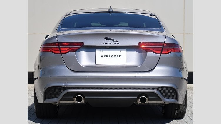 2024 認定中古車 Jaguar XE Eiger Grey Ｐ２５０ ＸＥ Ｒ－ダイナミックＳＥ