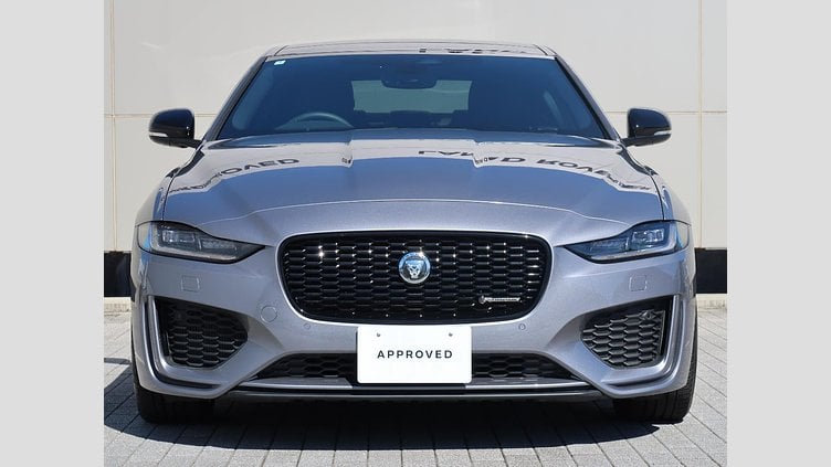 2024 認定中古車 Jaguar XE Eiger Grey Ｐ２５０ ＸＥ Ｒ－ダイナミックＳＥ