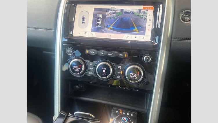 2019 認定中古車 Land Rover Discovery Fuji White オートマチック ラグビーWORLD CUP ED 4WD