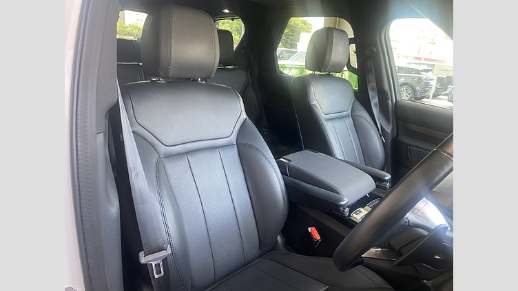 2019 認定中古車 Land Rover Discovery Fuji White オートマチック ラグビーWORLD CUP ED 4WD