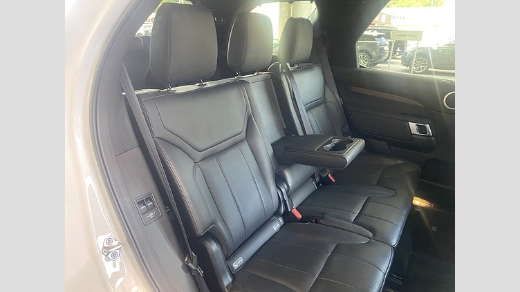 2019 認定中古車 Land Rover Discovery Fuji White オートマチック ラグビーWORLD CUP ED 4WD