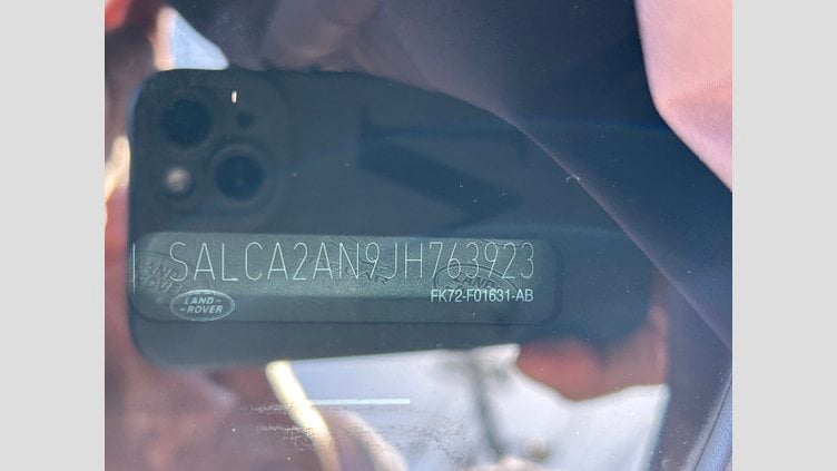 2018 認定中古車 Land Rover Discovery Sport Fuji White 2.0Lディーゼル　180PS HSE