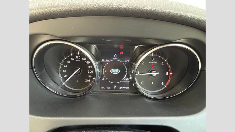 2018 認定中古車 Land Rover Discovery Sport Fuji White 2.0Lディーゼル　180PS HSE