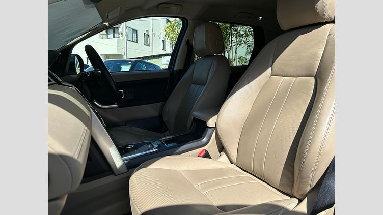 2018 認定中古車 Land Rover Discovery Sport Fuji White 2.0Lディーゼル　180PS HSE