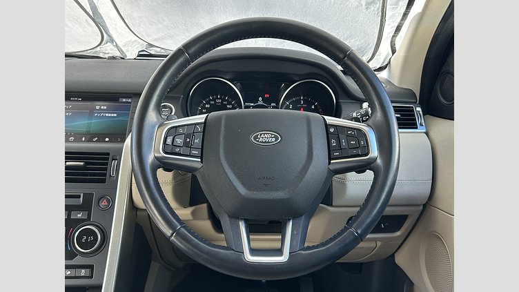 2018 認定中古車 Land Rover Discovery Sport Fuji White 2.0Lディーゼル　180PS HSE
