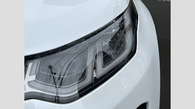 2024 認定中古車 Land Rover Discovery Sport Otsuni Pearl White 1.5L　300P DynamicHSE