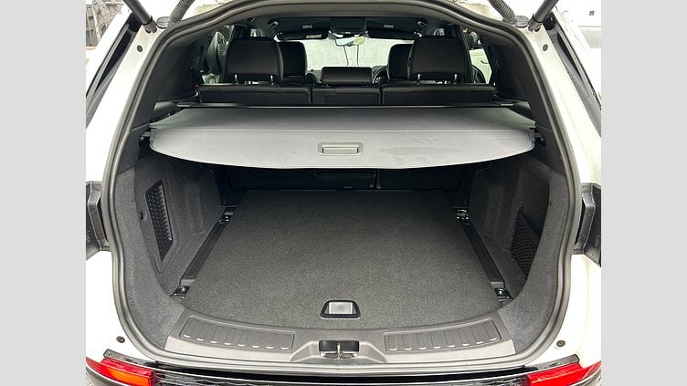 2024 認定中古車 Land Rover Discovery Sport Otsuni Pearl White 1.5L　300P DynamicHSE