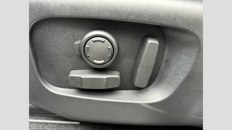 2024 認定中古車 Land Rover Discovery Sport Otsuni Pearl White 1.5L　300P DynamicHSE