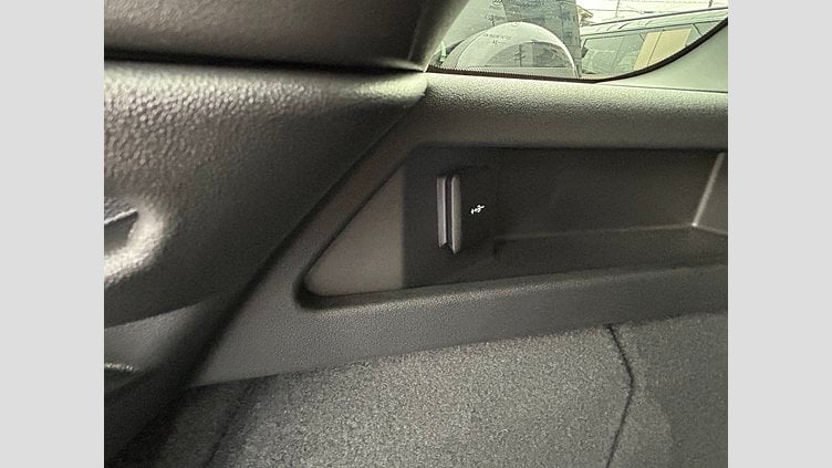 2024 認定中古車 Land Rover Discovery Sport Otsuni Pearl White 1.5L　300P DynamicHSE