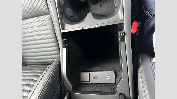 2024 認定中古車 Land Rover Discovery Sport Otsuni Pearl White 1.5L　300P DynamicHSE