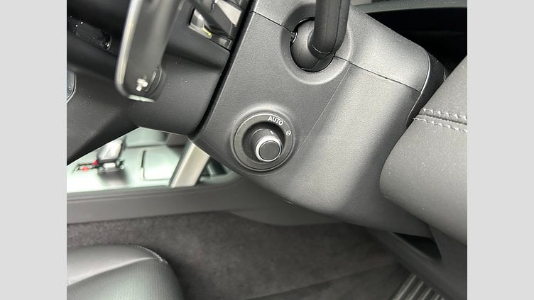 2024 認定中古車 Land Rover Discovery Sport Otsuni Pearl White 1.5L　300P DynamicHSE