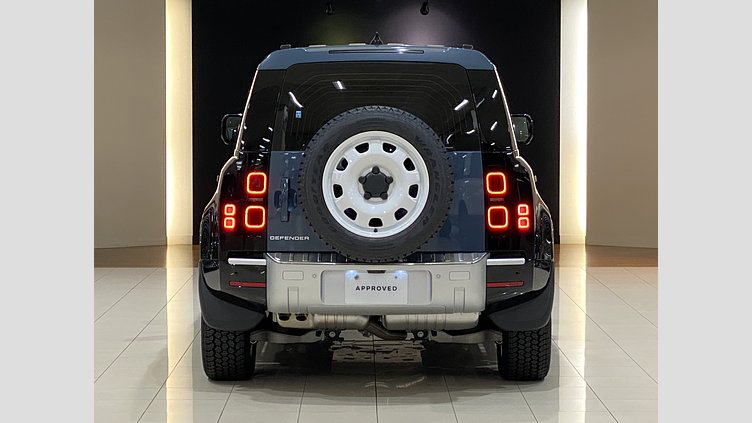 2024 認定中古車 Land Rover Defender 110 サントリーニブラック D300 AWD（AT） カウンティ　エクステリアパック　キュレーテッド　フォー　ジャパン