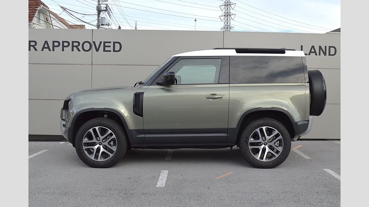 2023 認定中古車 Land Rover Defender 90 Pangea Green AWD P300 SE 