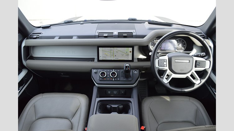 2023 認定中古車 Land Rover Defender 90 Pangea Green AWD P300 SE 