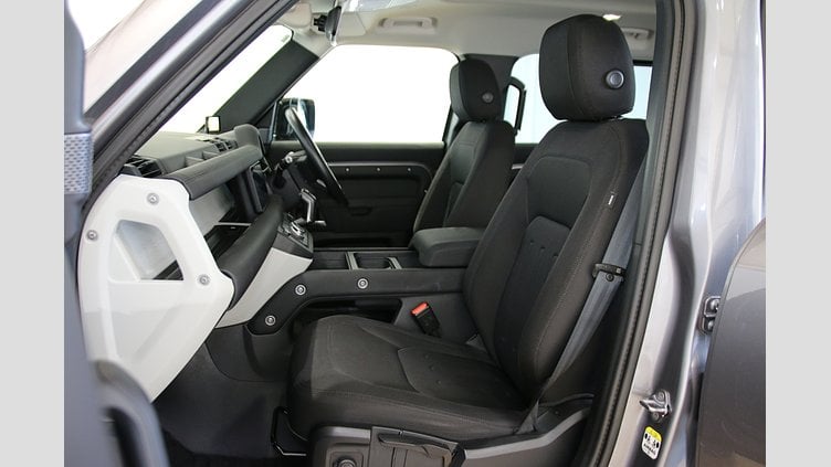 2020 認定中古車 Land Rover Defender 110 アイガーグレイ P300 AWD（AT） 「ダブルオー」エディション