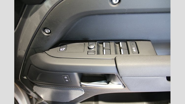 2020 認定中古車 Land Rover Defender 110 アイガーグレイ P300 AWD（AT） 「ダブルオー」エディション