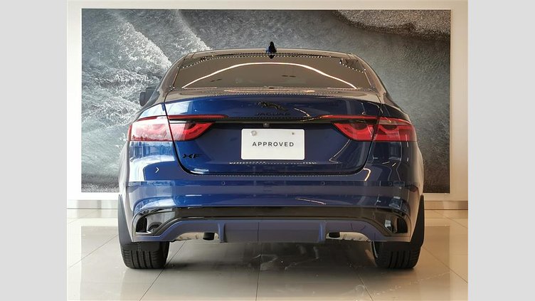 2021 認定中古車 Jaguar XF Bluefire Blue Rダイナミック HSE 2.0L P250  Rダイナミック HSE 2.0L P250