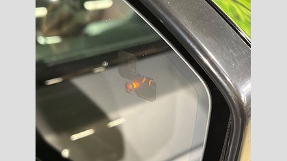 Range Rover Velar 17