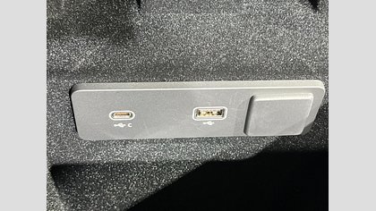 Range Rover Velar 56