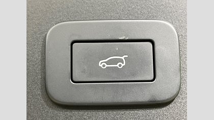 Range Rover Velar 18