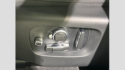 Range Rover Velar 50