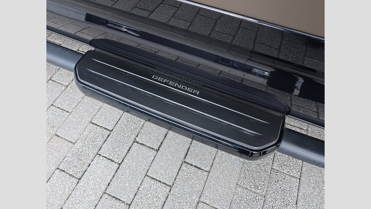 2022 認定中古車 Land Rover Defender 110 Gondwana Stone Ｄ３００ Ｘ  エアサスペンション装着車