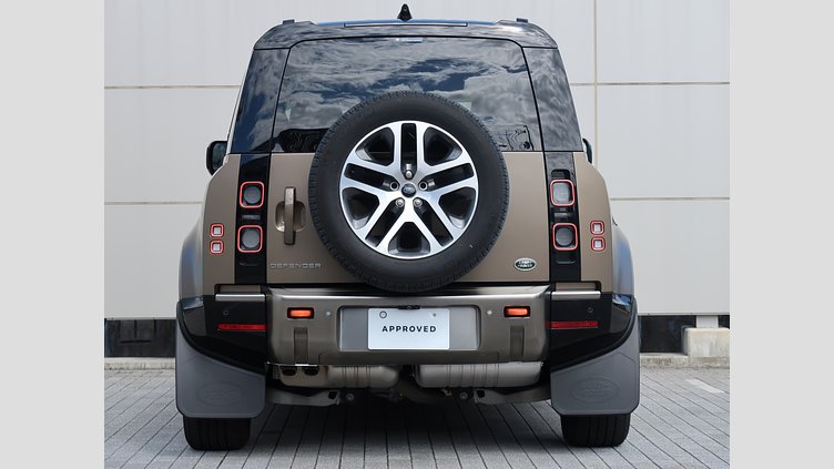 2022 認定中古車 Land Rover Defender 110 Gondwana Stone Ｄ３００ Ｘ  エアサスペンション装着車