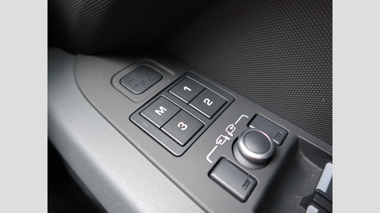 2022 認定中古車 Land Rover Defender 110 Gondwana Stone Ｄ３００ Ｘ  エアサスペンション装着車