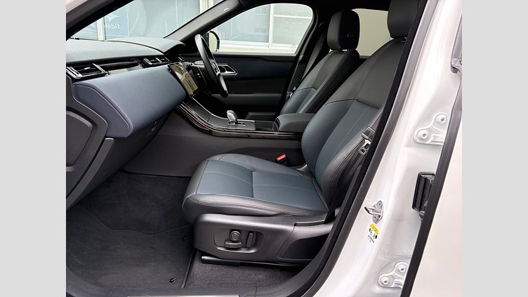 2024 認定中古車 Land Rover Range Rover Velar オストゥーニパールホワイト PHEV 404PS DYNAMIC SE