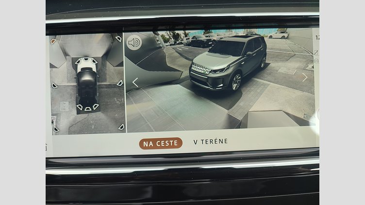 2021 JAZDENÉ VOZIDLÁ Land Rover Discovery Sport Yulong White 4x4 P300e PHEV R-Dynamic SE AWD A/T