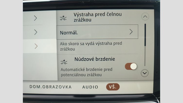 2021 JAZDENÉ VOZIDLÁ Land Rover Discovery Sport Yulong White 4x4 P300e PHEV R-Dynamic SE AWD A/T