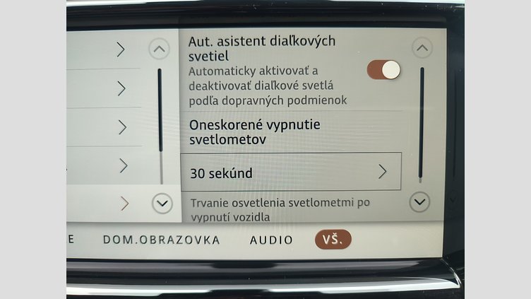 2021 JAZDENÉ VOZIDLÁ Land Rover Discovery Sport Yulong White 4x4 P300e PHEV R-Dynamic SE AWD A/T