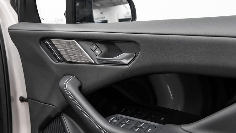 2024 Approved Jaguar I-Pace GREY Black Edition EV 400hp