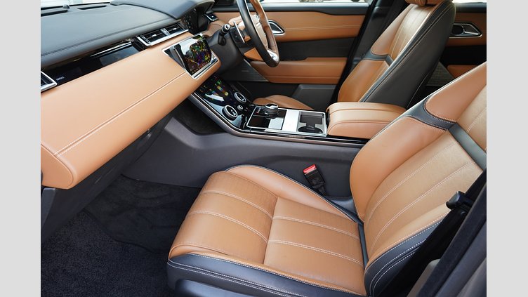 2017 認定中古車 Land Rover Range Rover Velar Silicon Silver P380 3.0 R-Dynamic HSE