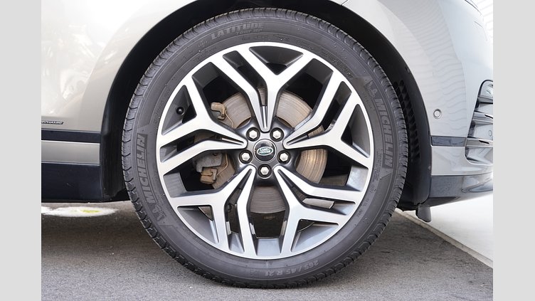 2017 認定中古車 Land Rover Range Rover Velar Silicon Silver P380 3.0 R-Dynamic HSE
