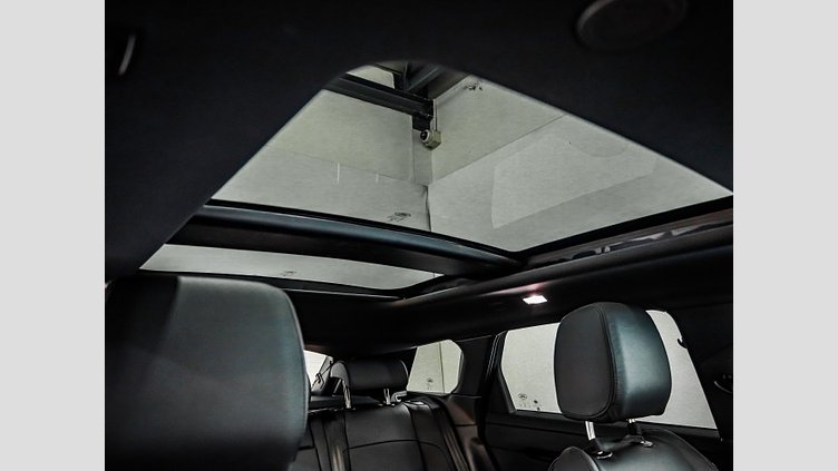 2025 Approved Land Rover Range Rover Evoque Yulong White AWD 2.0D SE R-Dynamic 147KW (D200)