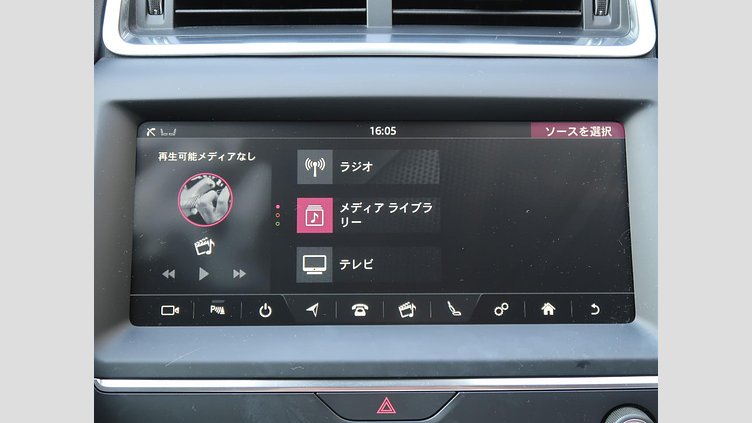 2021 認定中古車 Jaguar E-Pace Fuji White ２００ＰＳ(ガソリン) S