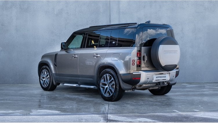 2024 Approved Land Rover Defender 110 Silicon Silver 110 P400e HSE
