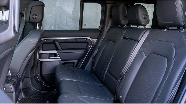 2024 Approved Land Rover Defender 110 Silicon Silver 110 P400e HSE