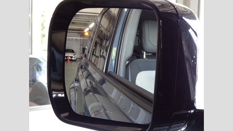 2023 認定中古車 Land Rover Defender 110 Tasman Blue D300
 X－DYNAMIC HSE